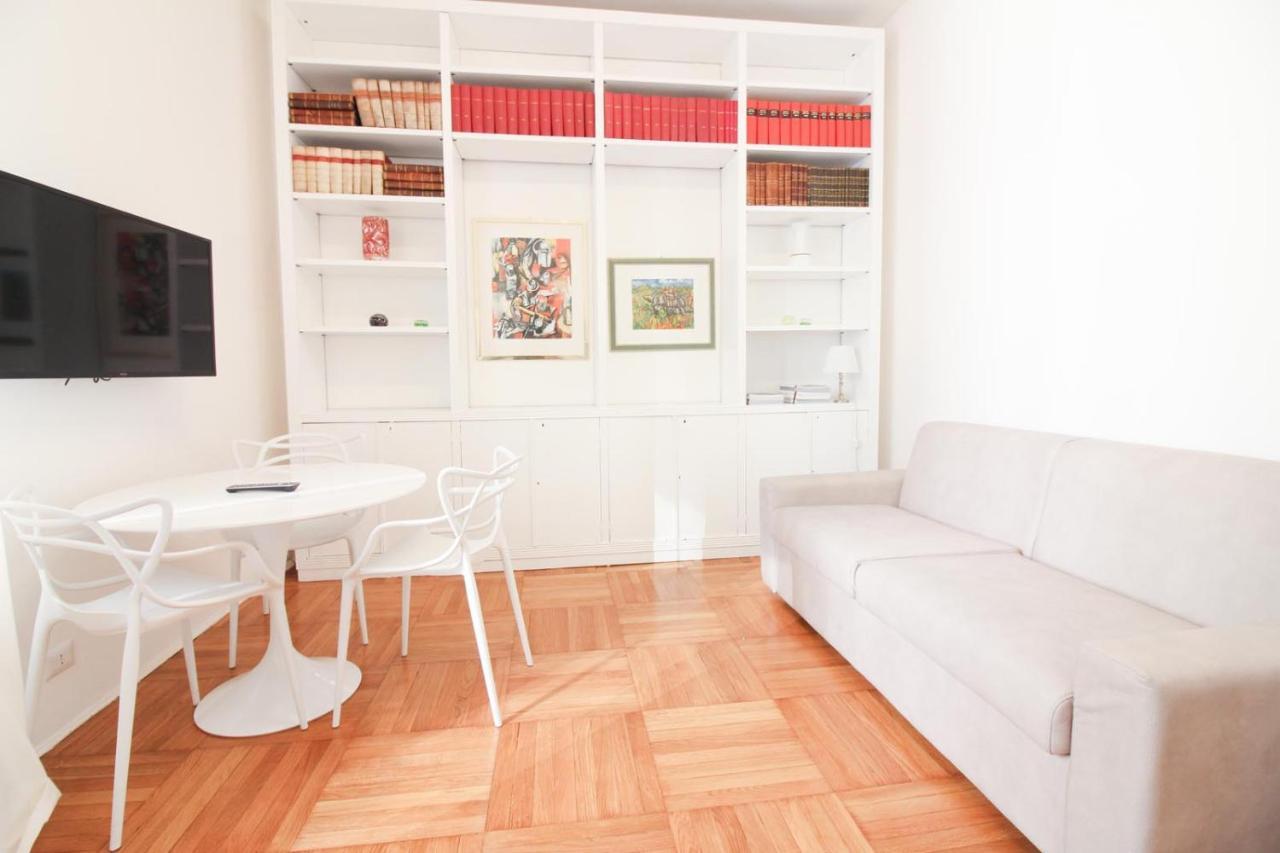 Duomo Charme Apartment Milan Exterior photo